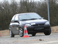 Eigenes Trainingsfahrzeug für Autoslalom-Nachwuchs im ADAC Youngster Slalom Cup